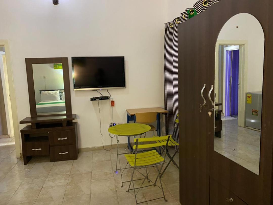 Hgl Guest House East Legon Exterior photo